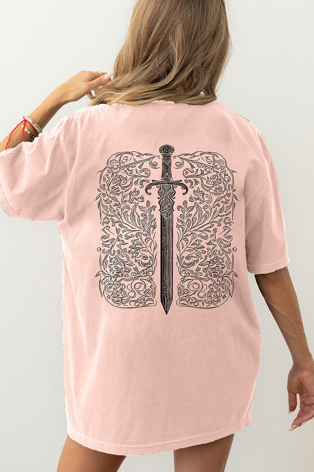 Women's “You Do Not Yield, You Do Not Falter” Throne of Glass Tee