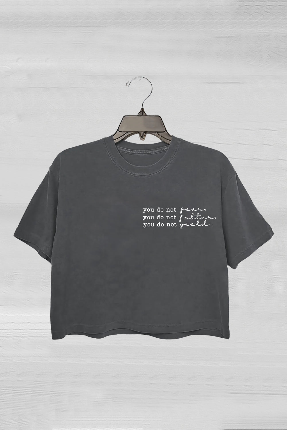 You Do Not Yield You Do Not Falter Thrones Of The Glass Crop Tee For Women